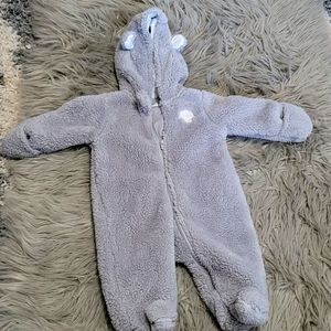 🐰🐇Baby Gray onesies